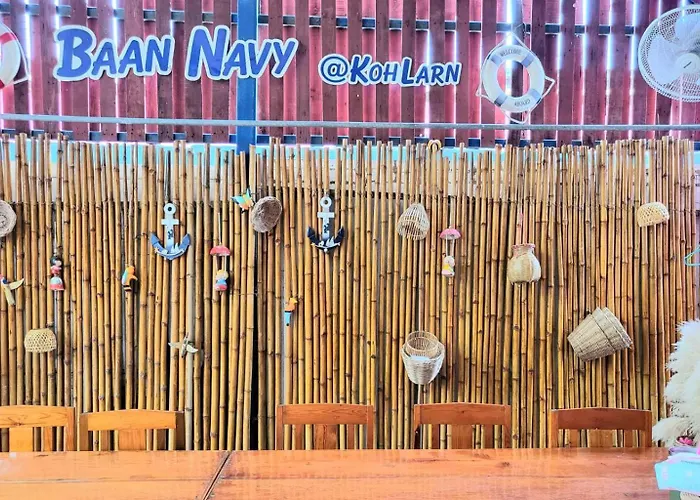 บ้านเนวี่ เกาะล้าน